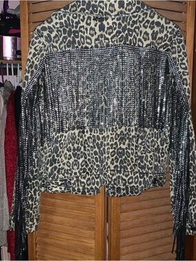 Leopard denim Mudd cropped jacket with fringe bling. Festivals and concerts